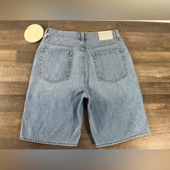 NEW Snacks by Mother High Waisted Twizzy Knee Shorts - Picture 2 of 11